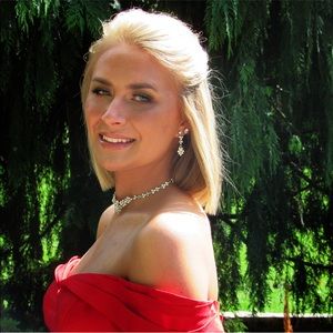 Meet your Posher, Grace